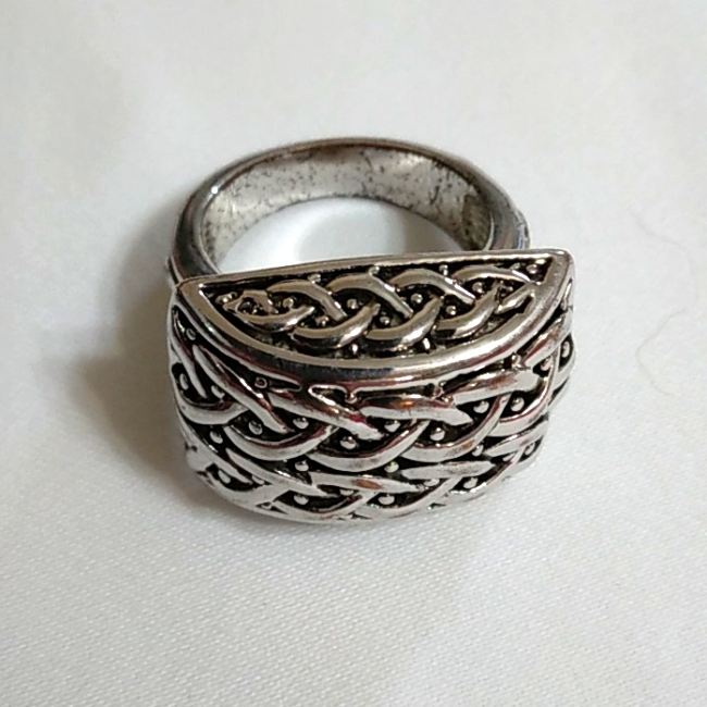 Chunky Braid Ring
